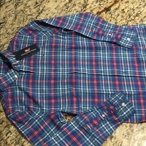 Vineyard Vines button down. Boys size M